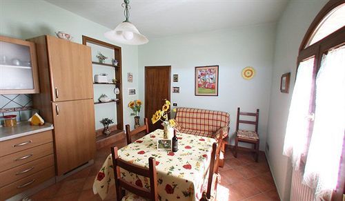 Agriturismo Il Girasole San Gimignano Exterior foto
